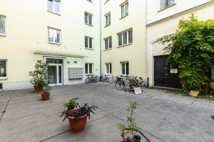Budova, v ktorej sa apartmán nachádza