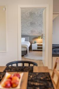 Kuchyň nebo kuchyňský kout v ubytování Palmowe Wzgórze Skoszewo - Luksusowe Apartamenty