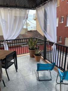 Balkón nebo terasa v ubytování Apartman playa