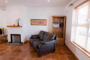 Posezení v ubytování Kilkee Townhouse by Trident Holiday Homes