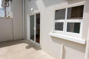 Balkón nebo terasa v ubytování Kilkee Townhouse by Trident Holiday Homes