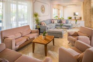 Posezení v ubytování CNic Gemini Hotel