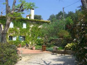 Κήπος έξω από το Villa & piscine, Calme Absolu, Jardin Spacieux +37 φωτογραφίες