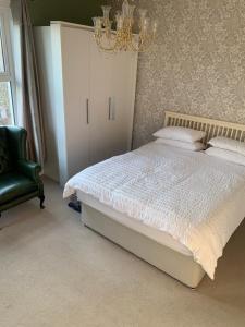 Letto o letti in una camera di Strawberry Fields - CENTRAL TORQUAY