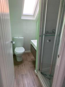Bagno di Strawberry Fields - CENTRAL TORQUAY