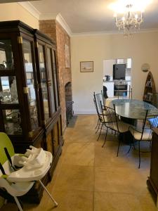 Cucina o angolo cottura di Strawberry Fields - CENTRAL TORQUAY