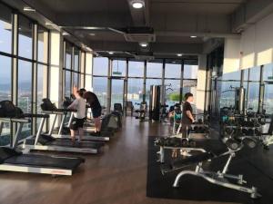 Fitness centrum a/nebo fitness zařízení v ubytování EkoCheras#Above Mall#Link MRT#6 Pax