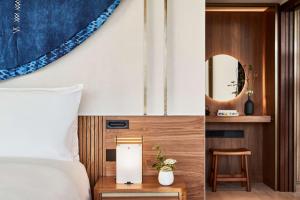 Posteľ alebo postele v izbe v ubytovaní Nobu Hotel Barcelona