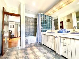 Fotografie z fotogalerie ubytování Estupenda Villa con Wifi, piscina privada, BBQ en Tenerife Sur v destinaci Adeje