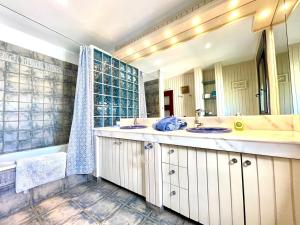 Fotografie z fotogalerie ubytování Estupenda Villa con Wifi, piscina privada, BBQ en Tenerife Sur v destinaci Adeje
