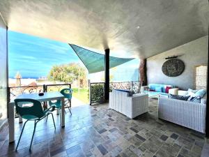 Fotografie z fotogalerie ubytování Estupenda Villa con Wifi, piscina privada, BBQ en Tenerife Sur v destinaci Adeje