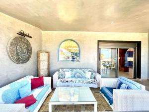 Fotografie z fotogalerie ubytování Estupenda Villa con Wifi, piscina privada, BBQ en Tenerife Sur v destinaci Adeje