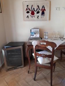 TV a/nebo společenská místnost v ubytování Monte Atena B&B di Charme