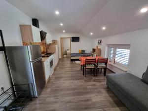Kuchyň nebo kuchyňský kout v ubytování Apartmaji Ribic