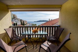 Fotografie z fotogalerie ubytování Tanja Apartments v destinaci Rafailovići