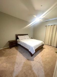 Gate Dual Master Suites Office and Dog Park 30 days minimun