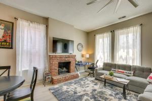 Ảnh trong thư viện ảnh của St Louis Vacation Rental about 2 Mi to Downtown ở Soulard