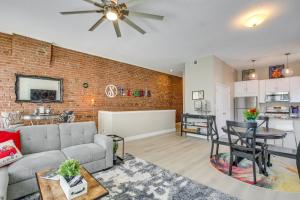 Ảnh trong thư viện ảnh của St Louis Vacation Rental about 2 Mi to Downtown ở Soulard