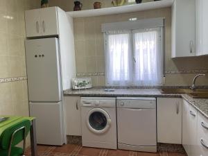 A kitchen or kitchenette at Casa Veva - Siles