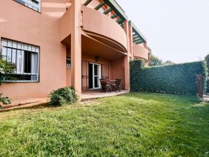 Vonkajšia záhrada v ubytovaní Jardín del Golf Nº 36 by Fontanilla del Mar Holidays Rentals