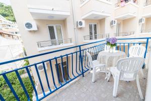 Balkón nebo terasa v ubytování Apartments Vila Nikolić Rafailovići