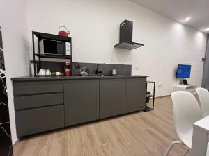 Kuchyň nebo kuchyňský kout v ubytování Citywise Vittorio - Independent Apartment near Bari central station