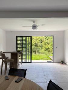 Fotografie z fotogalerie ubytování Spacieux appartement à La Villa Montagne v destinaci Le Carbet