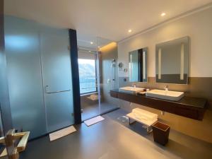 Radisson Blu Resort Kumbhalgarh的一间浴室