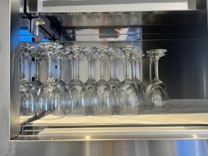 Een keuken of kitchenette bij SETO CLAS AJI THE SEASIDE HILLS RESORT