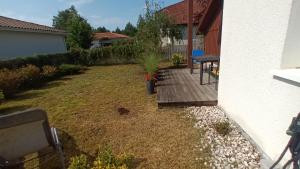 Zdjęcie z galerii obiektu Maison des Bois - T5 - 6 personnes w mieście Biscarrosse