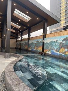 Bazén v ubytování Wyndham Thanh Thủy nebo v jeho okolí