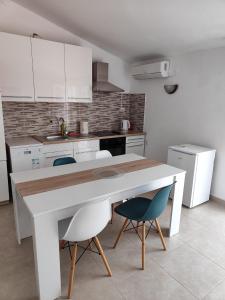 Gallery image of Apartments Radić in Rogoznica