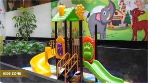 Laste klubi majutusasutuses Savana Hotel & Convention Malang
