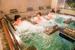 Huéspedes de Spa & Hotel Suishun Matsuiyamate