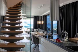 Galeriebild der Unterkunft Villa Infinity - Luxurious seaview Villa with enchanting Pool in Kali