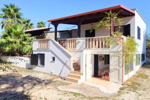 The building in which the holiday home is located