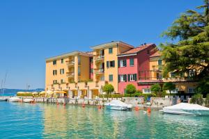 Táj Show holiday homes közelében