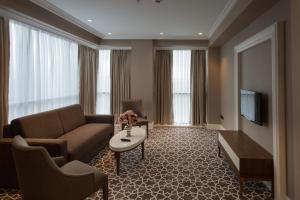 TV a/nebo společenská místnost v ubytování ALUSSO THERMAL HOTEL SPA