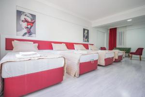 Postel nebo postele na pokoji v ubytování YAŞAM HOTEL + 15 fotografií