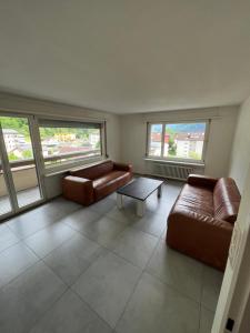 Penthouse with incredible view的休息区