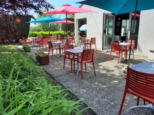 Zahrada ubytování Campanile Metz Est Technopole - Restaurant
