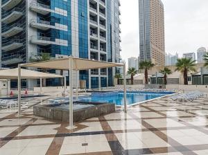 Fotografie z fotogalerie ubytování Comfortable 1BR with Amazing Views Perfect for 4! v Dubaji