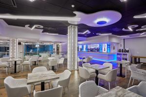 Restaurace v ubytování Sandos Benidorm Suites