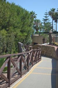 贝纳尔马德纳Luxury apartment Benalmadena First line的相册照片