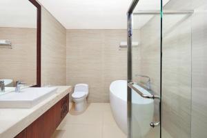 Koupelna v ubytování Four Points by Sheraton Makassar