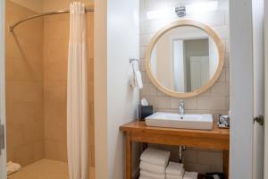 Vannituba majutusasutuses Running Y Ranch Golf & Spa Resort