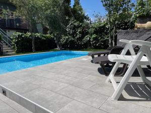 Bazén v ubytovaní Il giardino dell'Etna alebo v jeho blízkosti