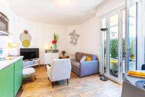 LE ROSSINI AP4228 By Riviera Holiday Homes