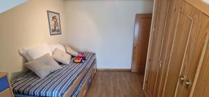 Photo de la galerie de l'établissement Raitán 1 - Dúplex en Colunga para 4 con piscina compartida - VUT-4300-AS, à Colunga