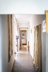 a corridor of a hallway with at Minpaku Ota - Vacation STAY 11961 in Otaru